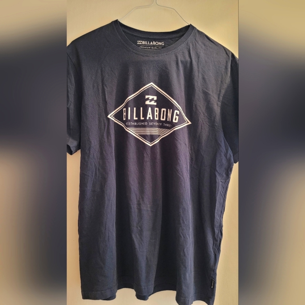 Billabong Graphic T, Size xl, Preloved